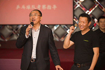 乒乓球世界冠军马文革莅临BB贝博ballbet集团交流指导