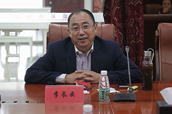 山东电视影视频道何晓甲主任一行莅临BB贝博ballbet集团考察交流